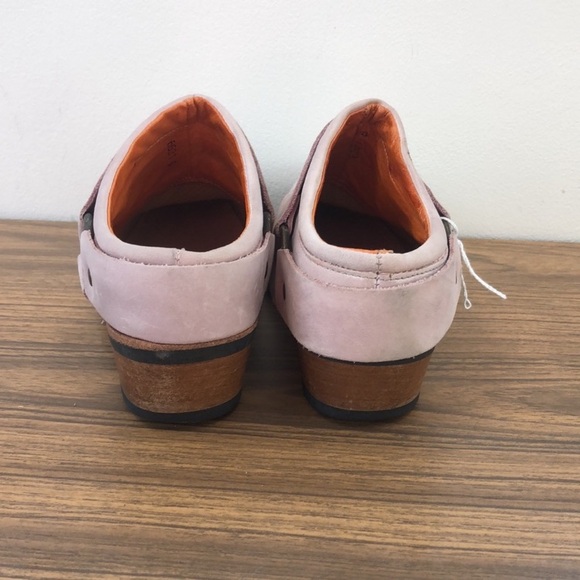 🎀Frye Womens Slip On Western Harness Clogs Mules Light pink laser cut size 6 - Picture 7 of 8